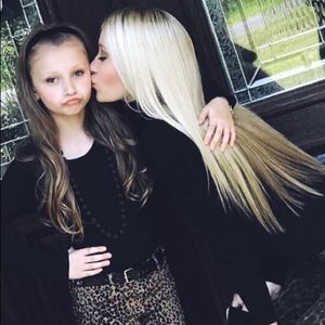 Meet your Posher, Lark